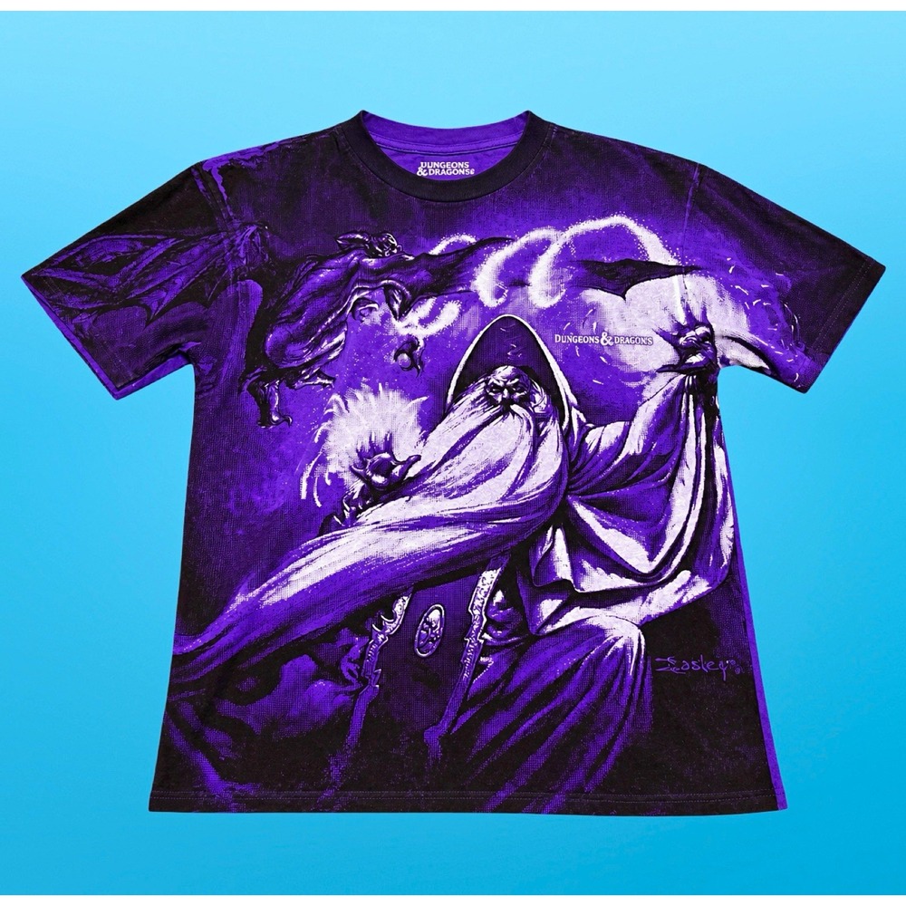 Dungeons & Dragons Purple Wizard Dragon Graphic Tee Crew Neck Short Sleeve M